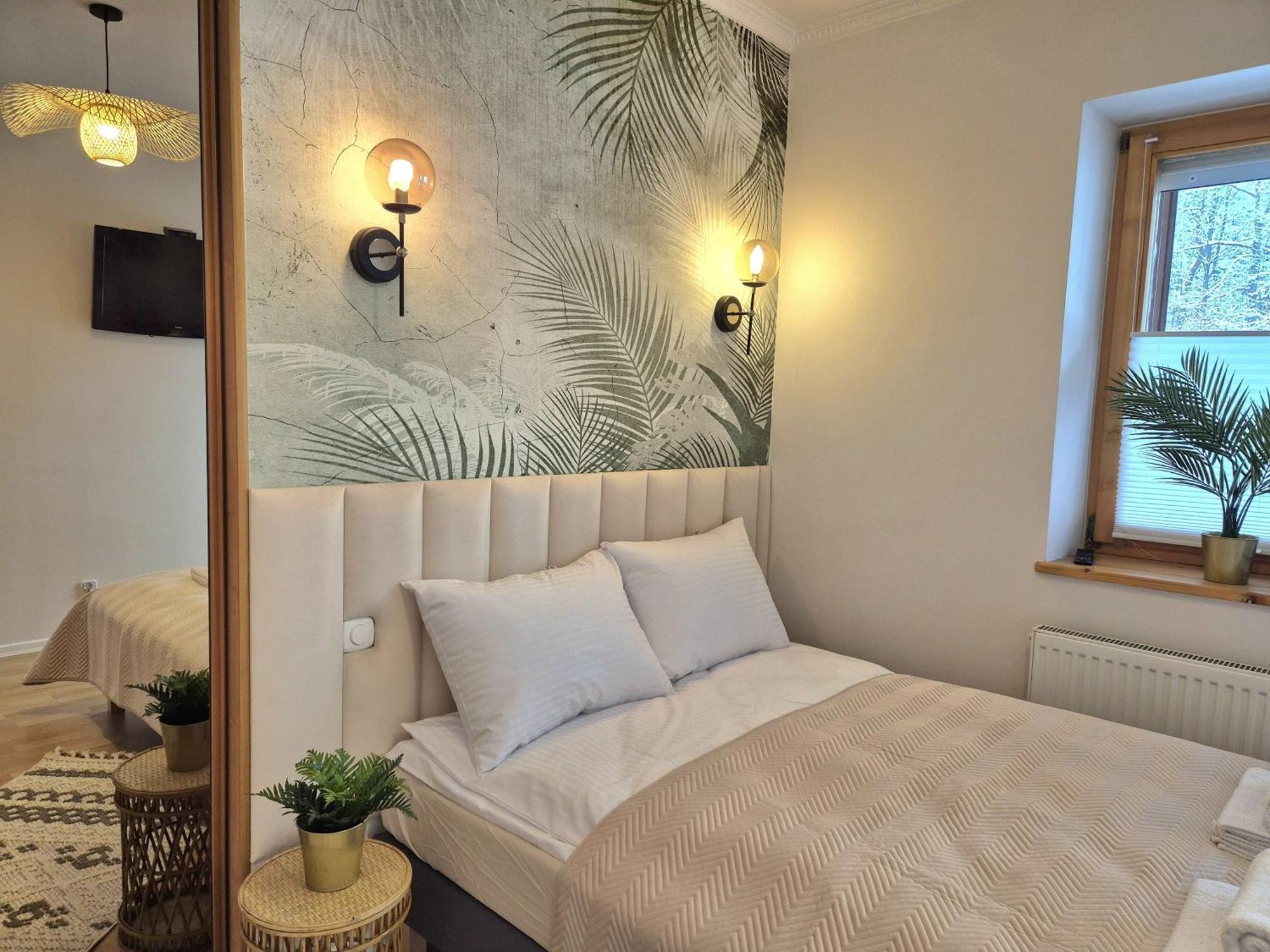- Lux Apartment *